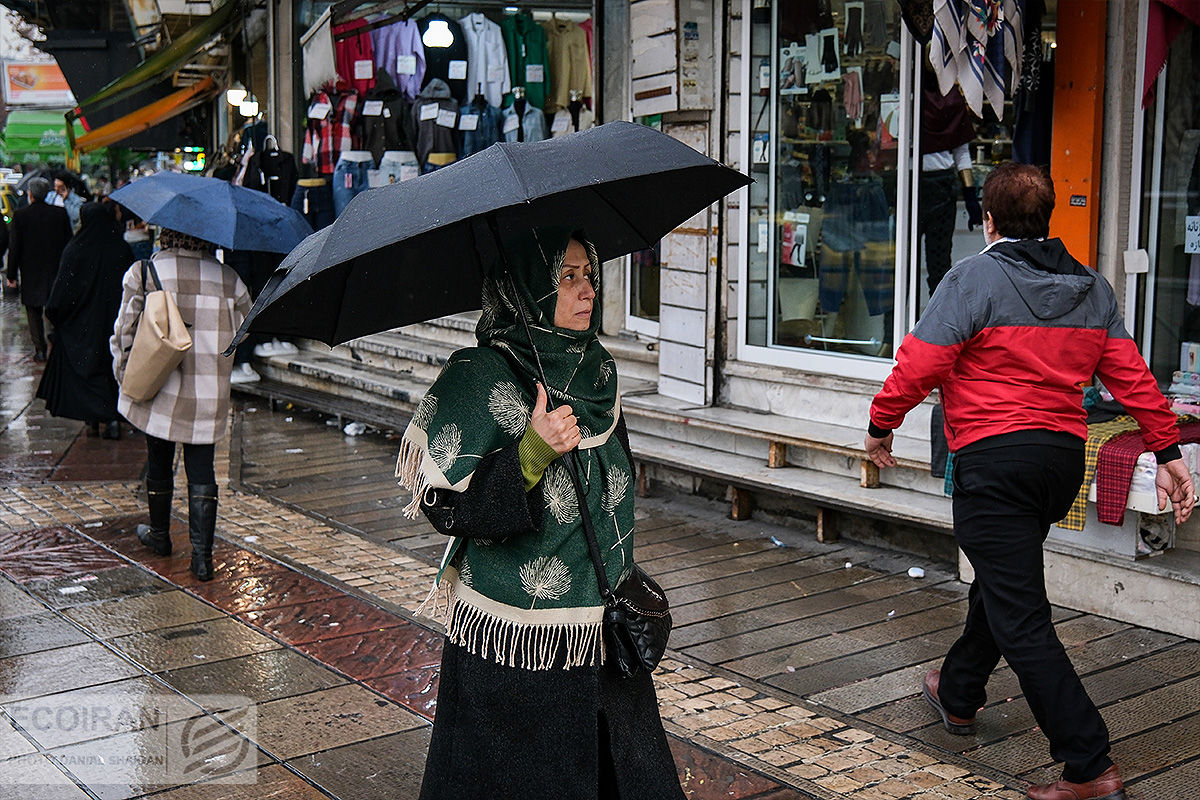تهران در انتظار بارش، باد شدید و کاهش ۱۲ درجه‌ای دما