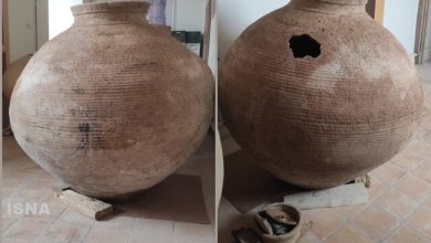 عکس‌های جدید از خمرۀ نویافته در حوالی تخت جمشید و توضیحات بیشتر