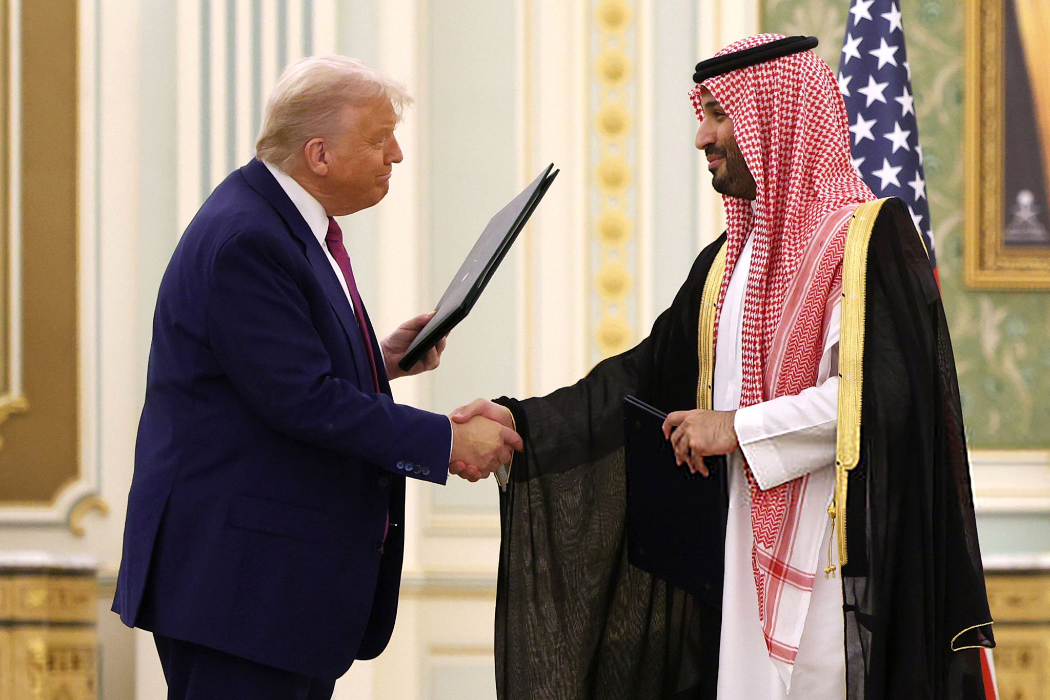 پشت پرده توافق بزرگ آمریکا با عربستان و امارات در حوزه هوش مصنوعی