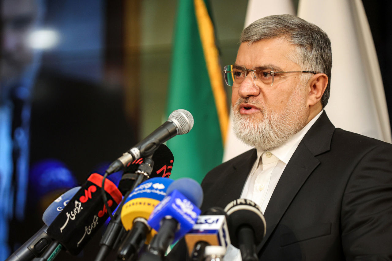 اجازه هیچ‌گونه تخلف در حریم‌های استان تهران را نمی‌دهم