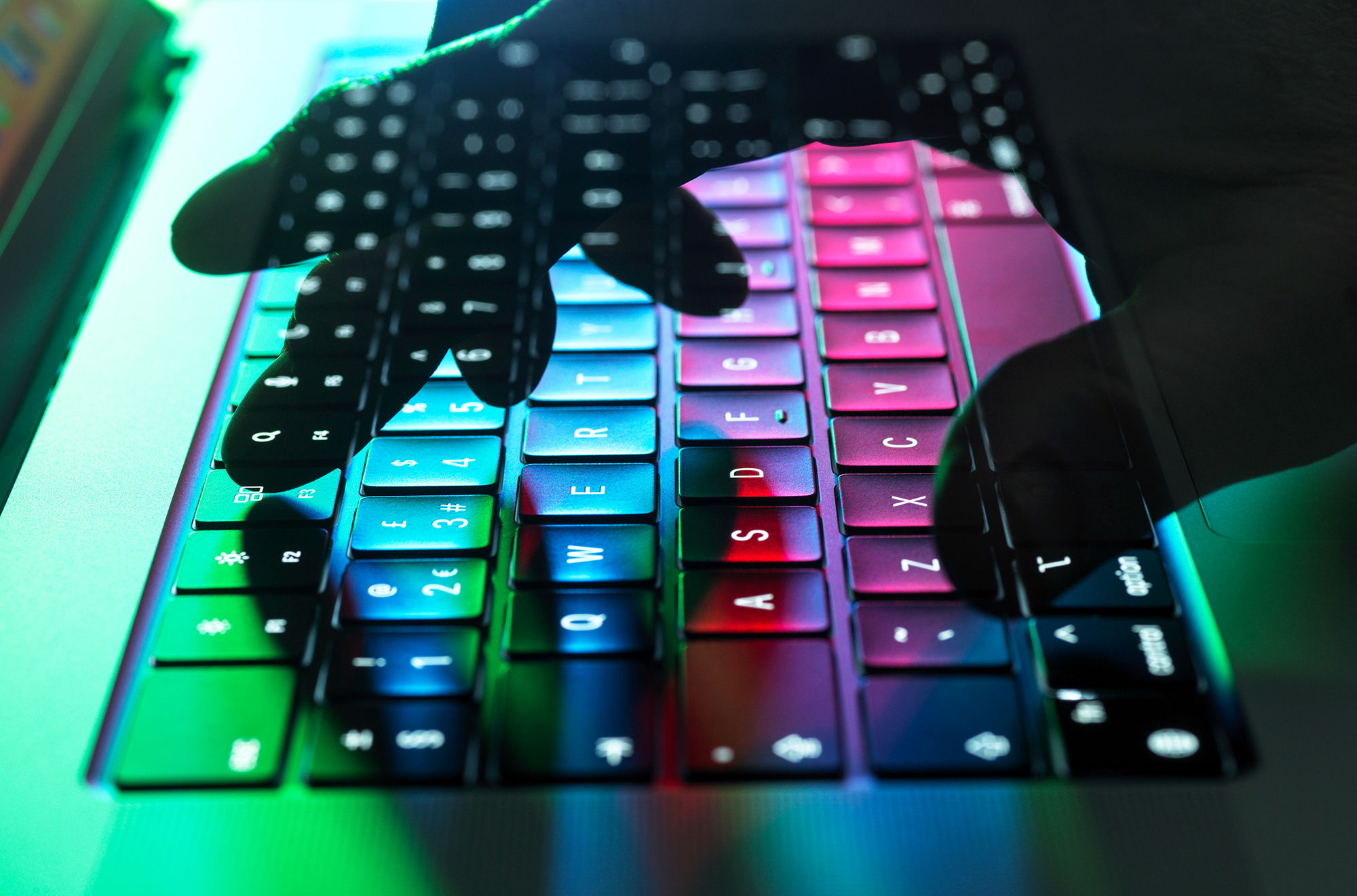 دوئل فناورانه چین و آمریکا: کدام‌یک پیشتاز است؟