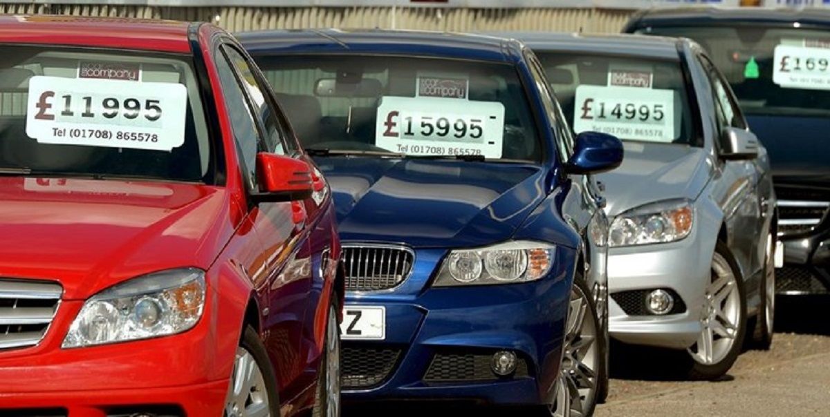 دولت تعرفه خودروهای بالای ۲۰۰۰ سی‌سی را کاهش داد
