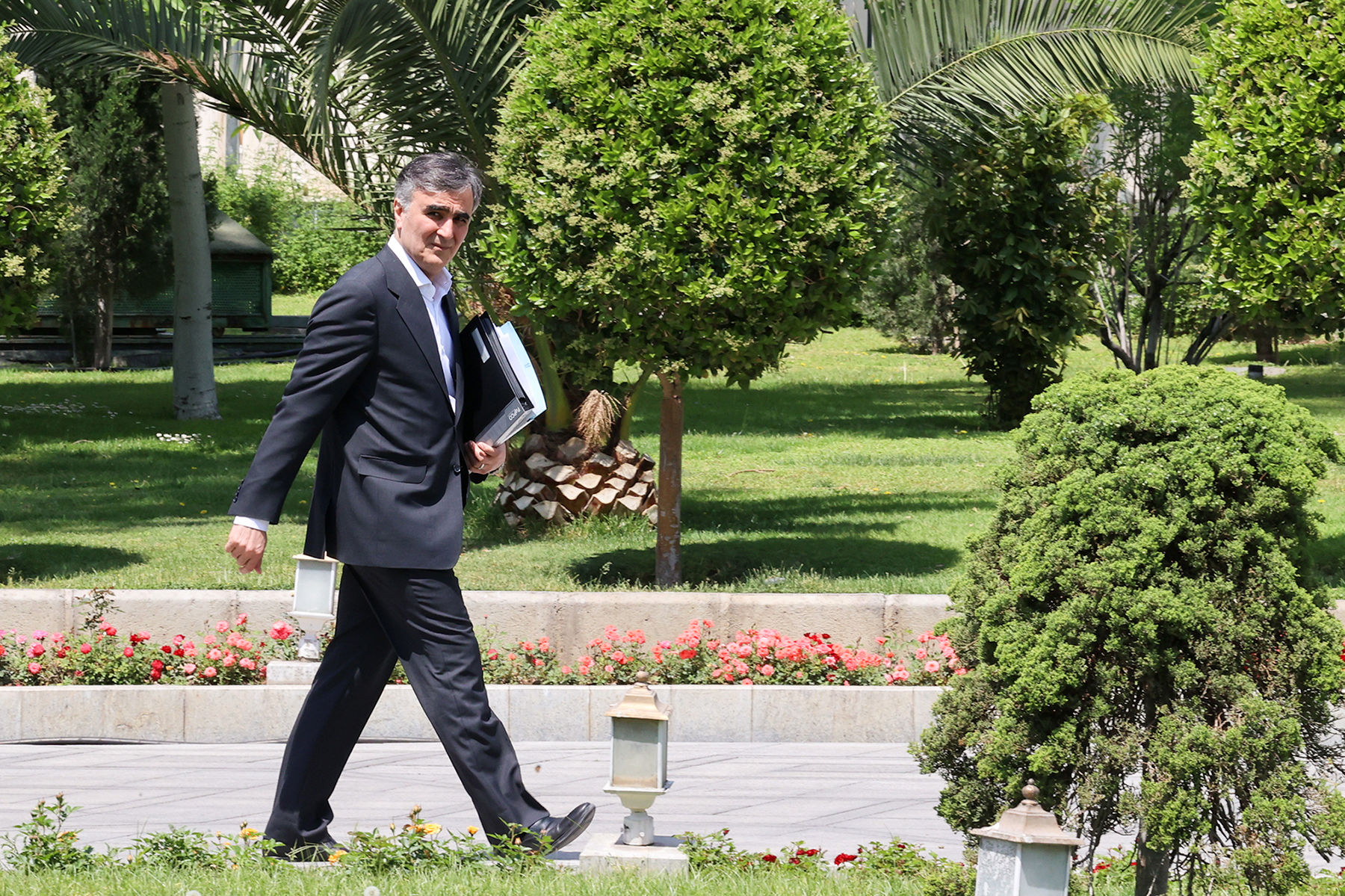 فوری؛ فرزین از بانک مرکزی برکنار شد؟