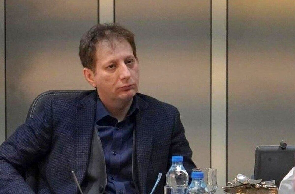 خطر بابک زنجانی‌های جدید/ ما الآن کالایی می‌فروشیم، پولش به هیچ بانکی نمی‌رود؛ پولش در دست یک سری آدم‌هایی است که نمی‌دانیم چه می‌شود