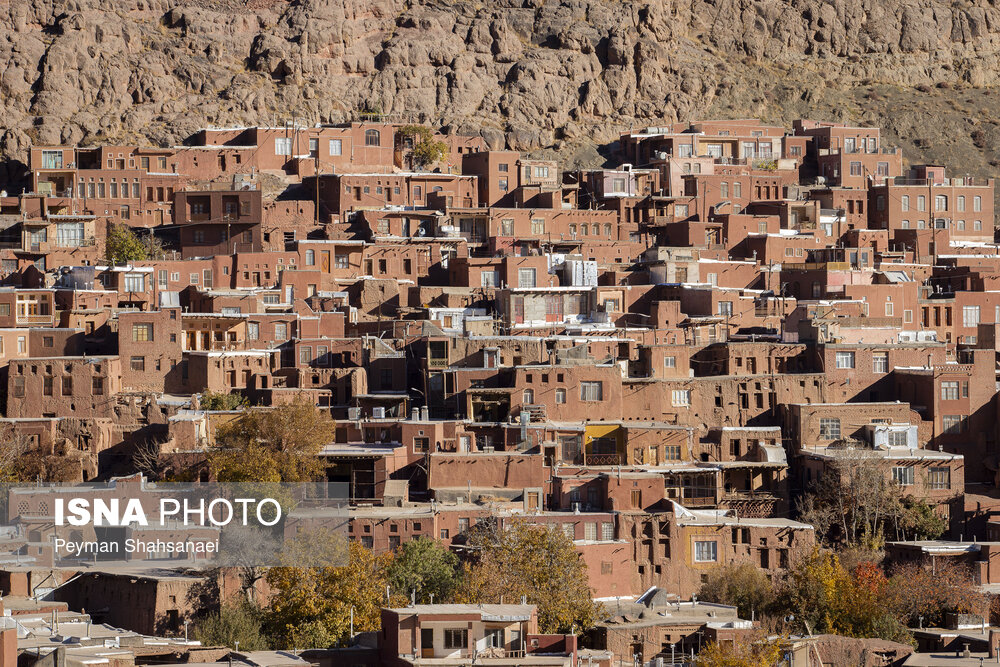ایسنا - کوچه‌های سرخِ روستای هزاران‌ساله