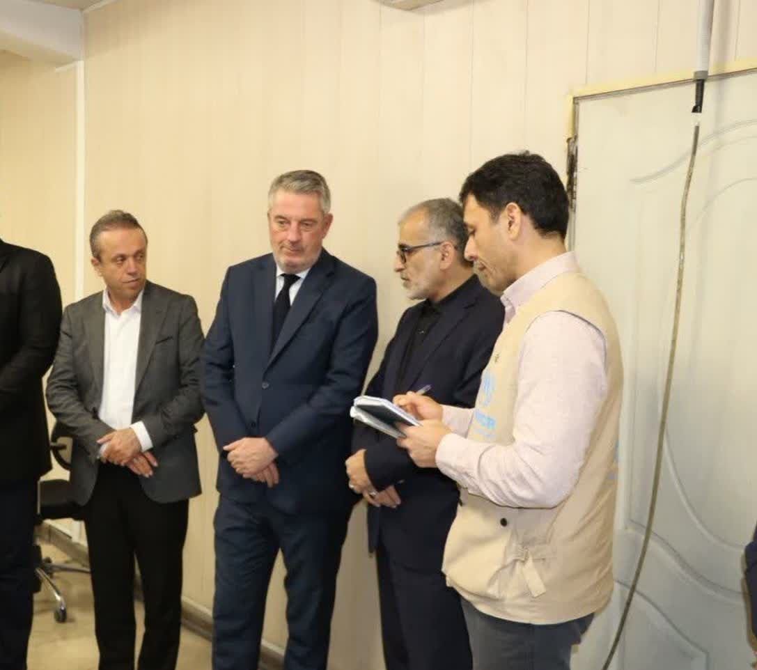 بازدید سفیر هلند از خدمت‌رسانی به مهاجران قانونی در مرکز خلیج فارس