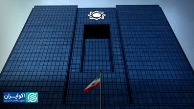 وزیر اقتصاد: بانک‌های ناتراز را یکی‌یکی از مدار خارج می‌کنیم