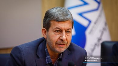 زنان محور تربیت نسل آینده و کانون تحکیم بنیان خانواده هستند