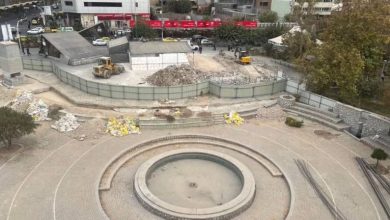 سکوی تخریب شده در ورودی متروی تئاتر شهر ربطی به میراث فرهنگی ندارد/ جانمایی مجسمه جدید در بوستان دانشجو؛ بزودی