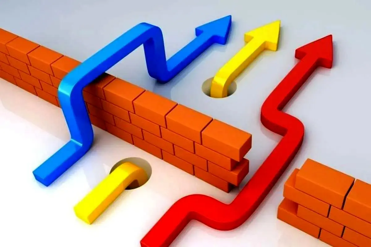 آزادسازی قیمت بدون آزادسازی اقتصاد یعنی پا گذاشتن روی پوست خربزه