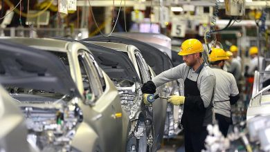 Turkish auto industry's output shrinks in 2025 as capacity use falls below  70% - Türkiye Today