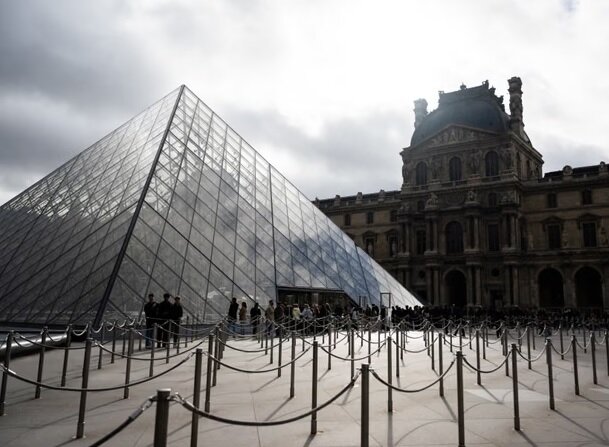 حادثه تازه در لوور - ایسنا