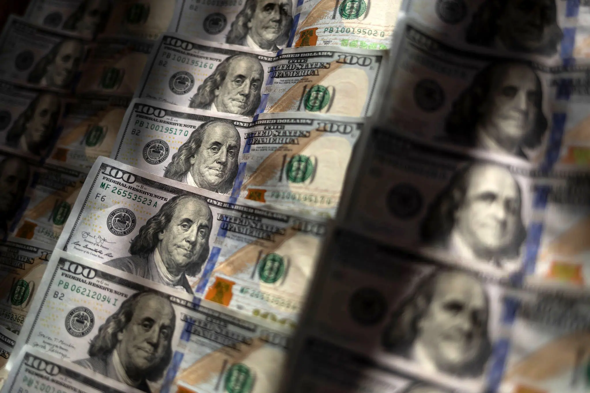 قیمت دلار امروز سه شنبه 17 آذر/ افزایش قیمت + جدول