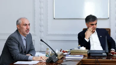 مالیات ارزش افزوده را زیاد کردیم تا کسی که کت‌ و شلوار ۵۰ میلیونی می‌گیرد، ۲ درصد هم به قشر ضعیف بدهد!