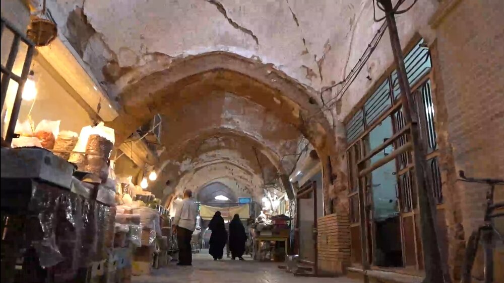 مشارکت کسبه و مسئولان برای مرمت و احیای بازار سنتی یزد