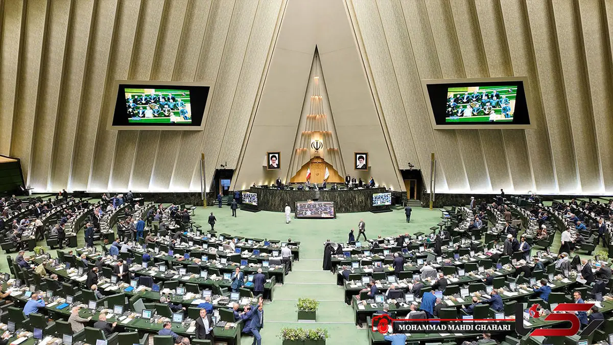 30 هزار میلیارد تومان گم‌ شد / آیا کروز بازیگر اصلی تروریسم اقتصادی است؟