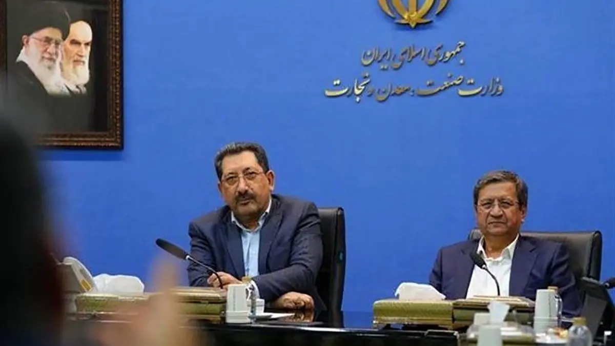 تسهیلات ریالی واحدهای تولیدی پرداخت می شود