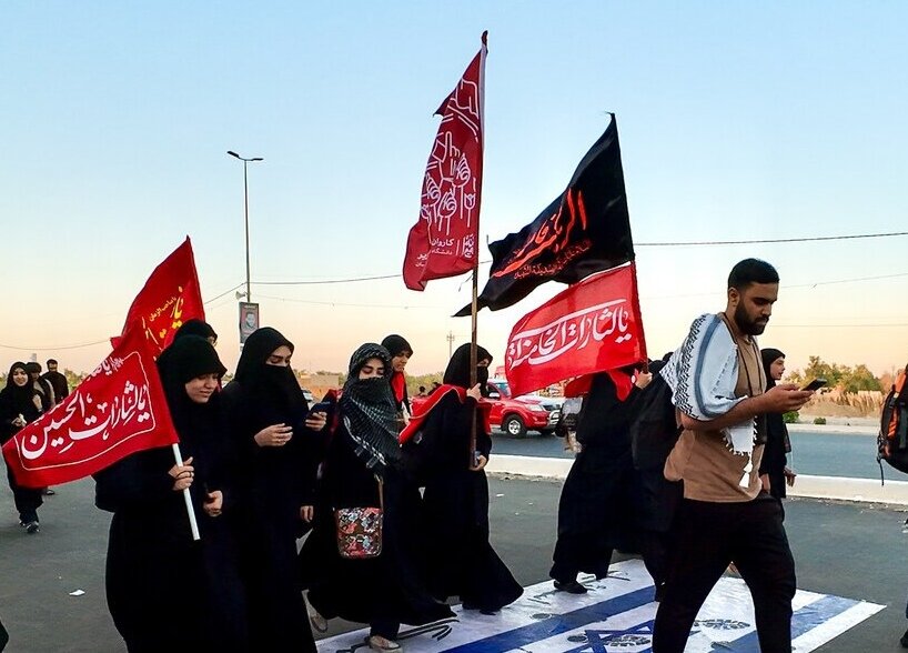 این پرچم‌ها برای یک داغ تازه‌اند؛ «یا لثارات الحسین» در مسیر نجف تا کربلا
