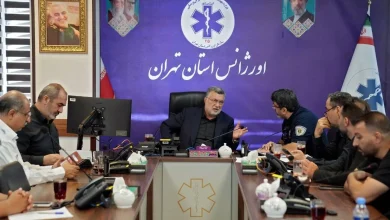 حضور سرزده دکتر ظفرقندی، وزیر بهداشت در مرکز هدایت عملیات بحران اورژانس استان تهران