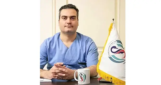 دکتر مهدیار سعیدیان، فعال رسانه‌ای و تحلیلگر حوزه پزشکی و سلامت