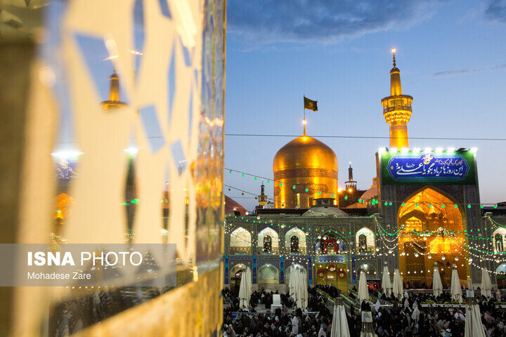 جزئیات فروش کارت بانکی گردشگری برای زائران خارجی امام رضا(ع) اعلام شد