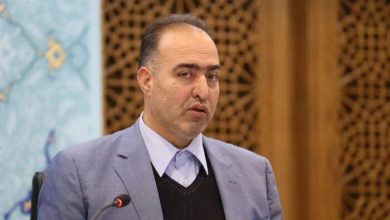 یکی از ویژگی‌های برجسته خیران اصفهانی ایجاد ارتباط بین نسلی در امر مدرسه‌سازی است
