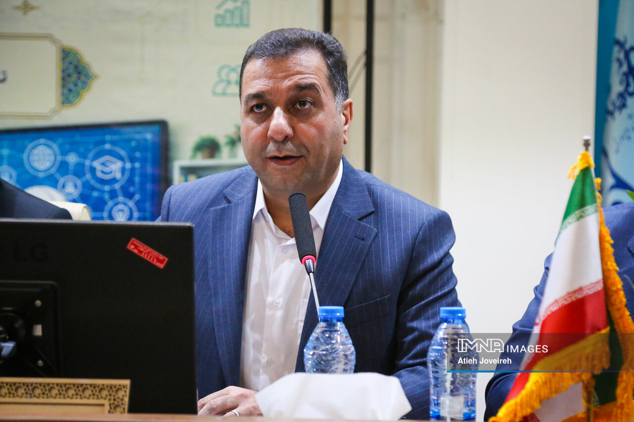 اردوی دانش‌آموزان عشایر نماد وحدت ملی و یکپارچگی فرهنگی ایران است