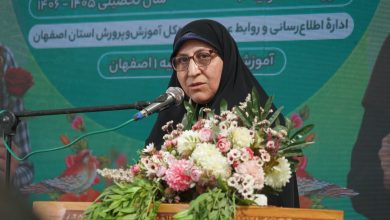 دانش‌آموزان در کنار کسب علم باید اخلاق‌مدار، مسئولیت‌پذیر و متعهد باشند