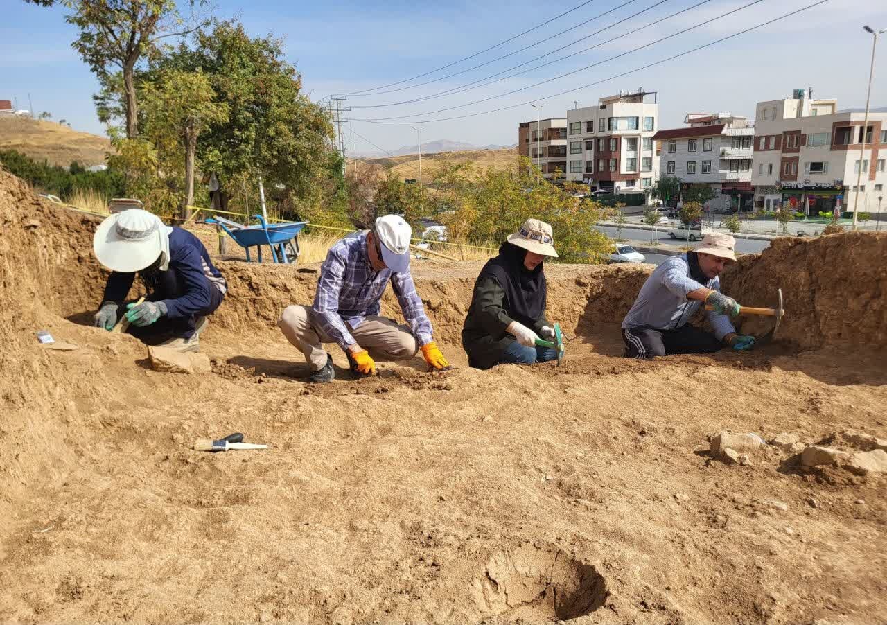 دومین فصل کاوش گورستان تاریخی زاگرس سنندج در حال اجراست